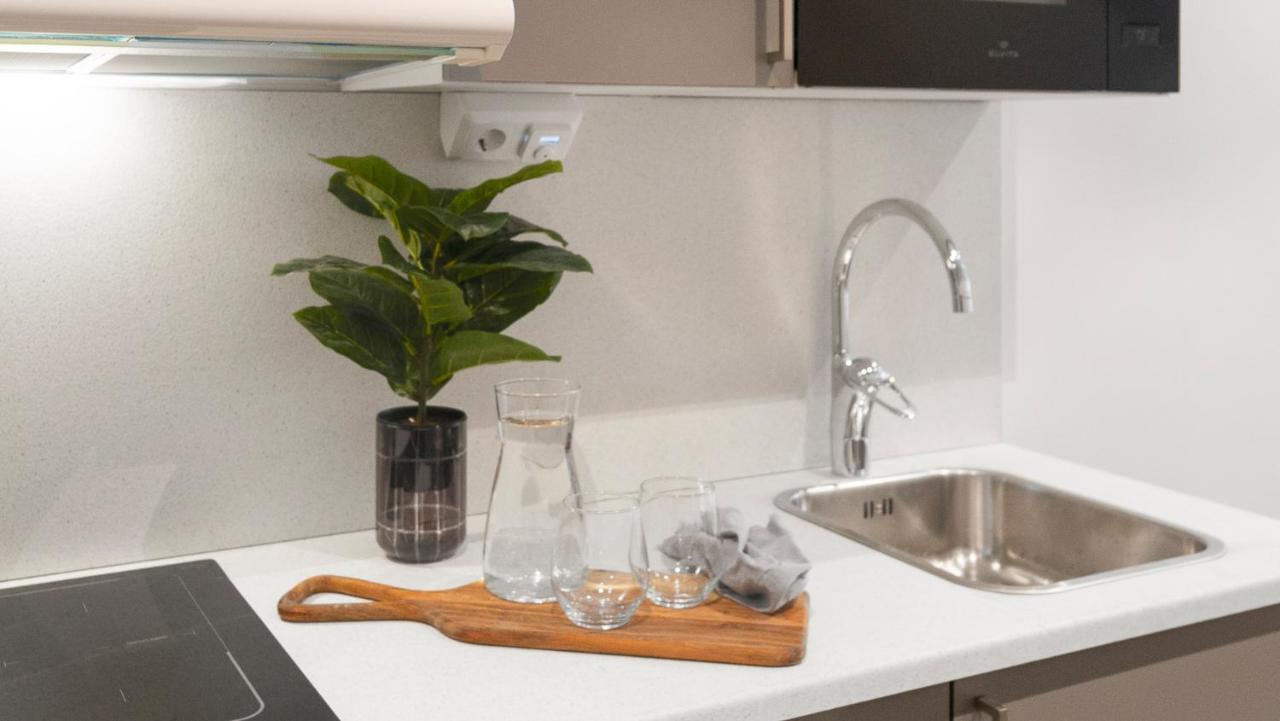Stockholm Hotel Apartments Arlanda Xpo Экстерьер фото