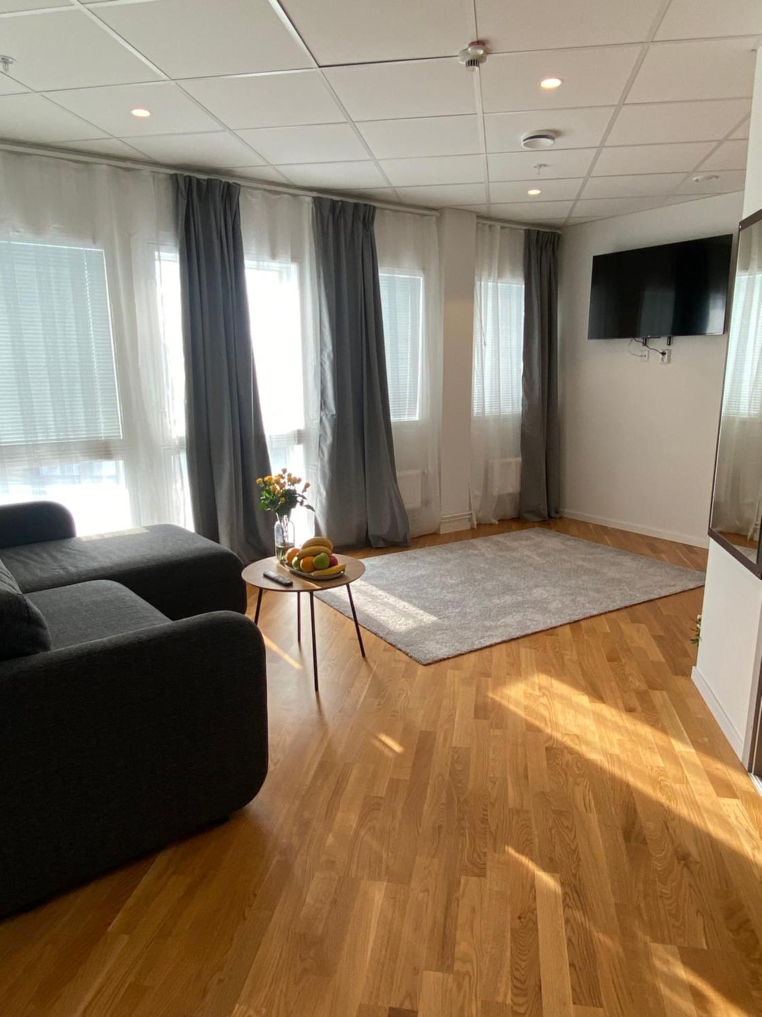 Stockholm Hotel Apartments Arlanda Xpo Экстерьер фото