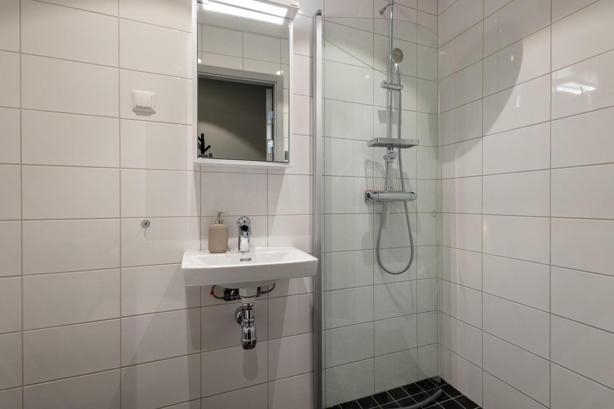 Stockholm Hotel Apartments Arlanda Xpo Экстерьер фото