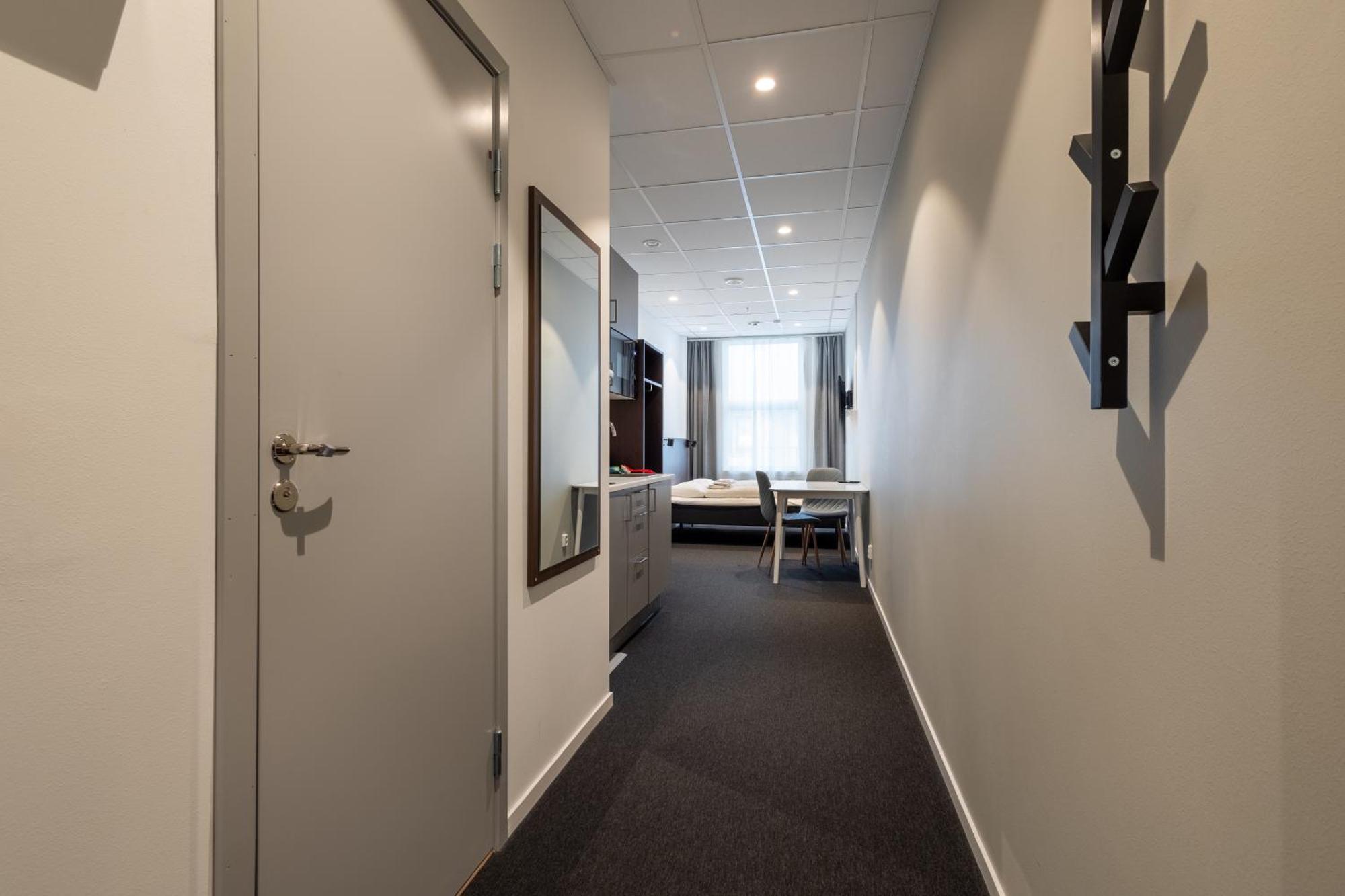 Stockholm Hotel Apartments Arlanda Xpo Экстерьер фото